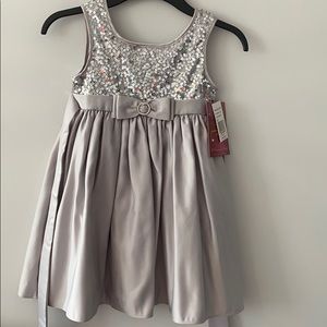 Girl dress